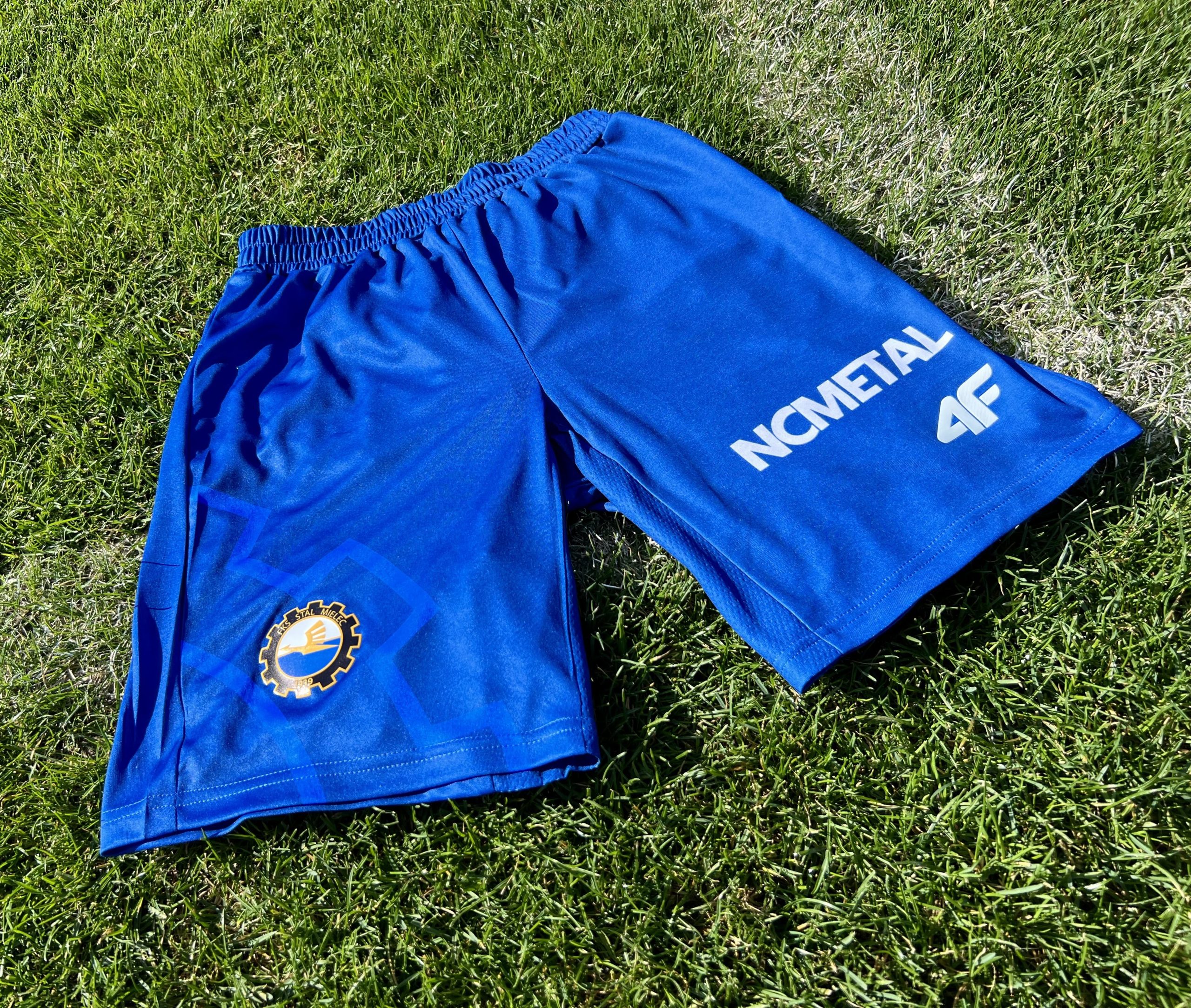 SPODENKI MECZOWE 4F NIEBIESKIE – 2XL