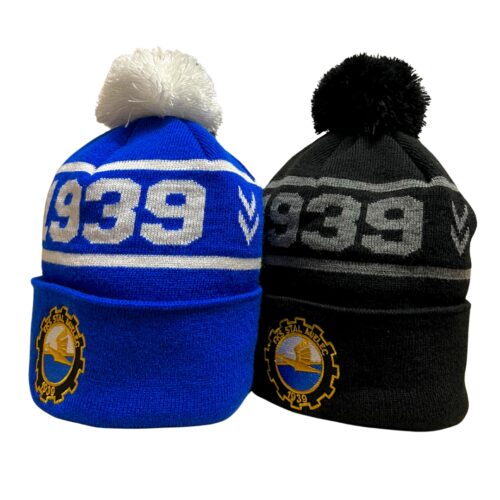 CZAPKA ZIMOWA „1939” NIEBIESKA KOLOROWY HERB